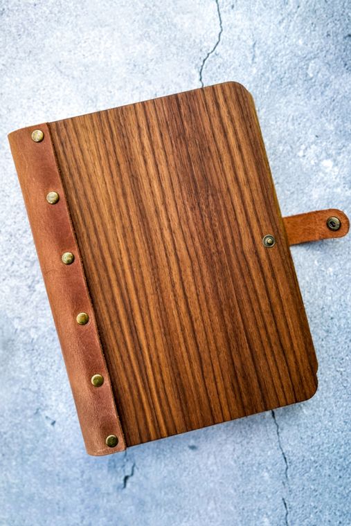 Agenda din piele naturala The Notebook WOOD by URBAN BAG dimensiune A5