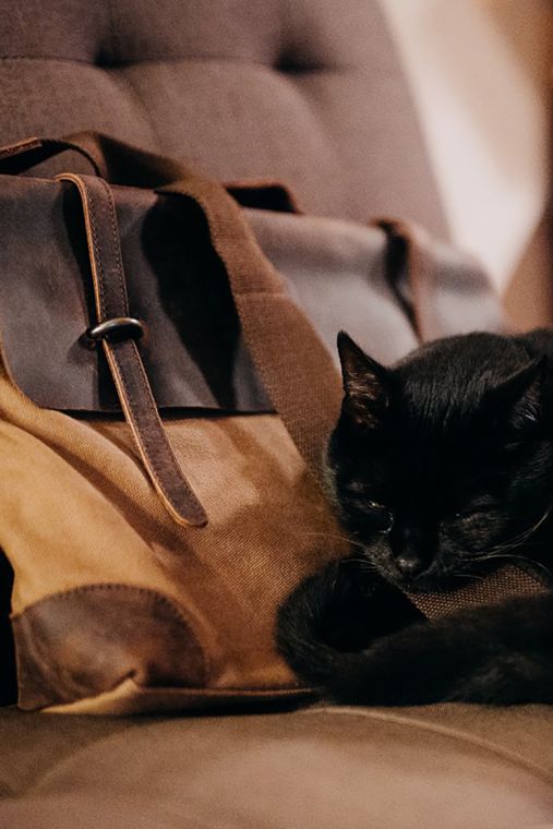 Geanta de umar din piele naturala si material textil URBAN BAG London – Negru